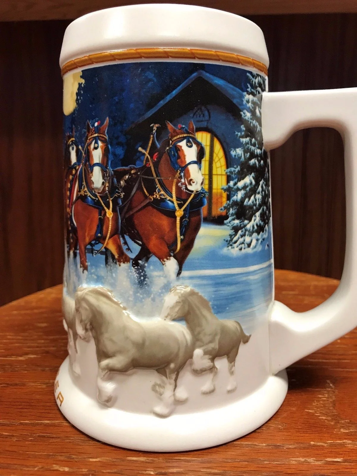 2005 Budweiser Holiday Stein with Certificate of Authenticity and Original Box 3
